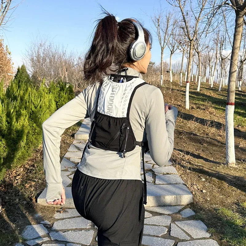 Lightweight Hydration Backpack For Running And Cycling With Water Bladder