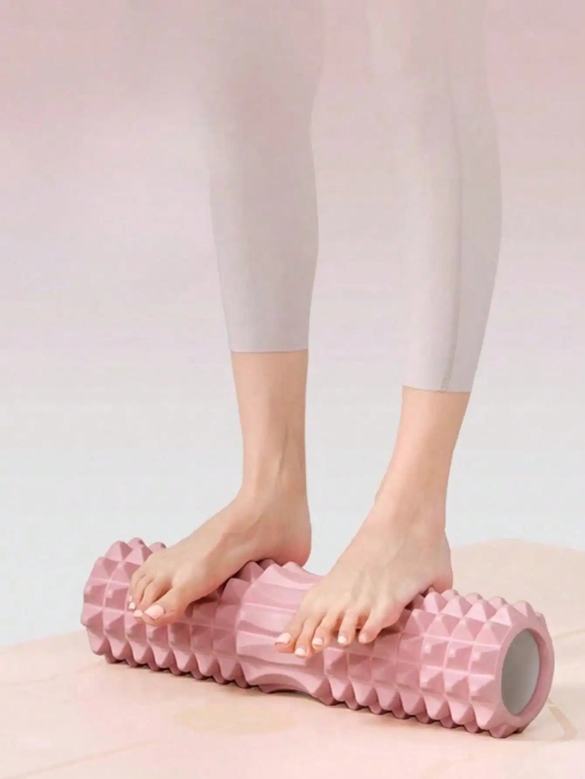 Textured Foam Massage Roller For Muscle Relaxation And Fitness Training