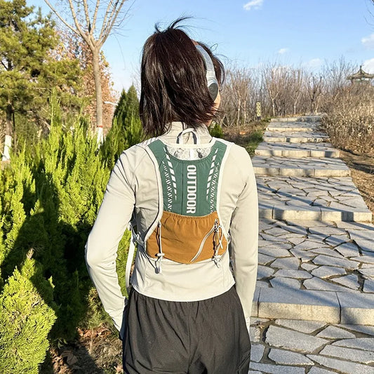 Lightweight Hydration Backpack For Running And Cycling With Water Bladder