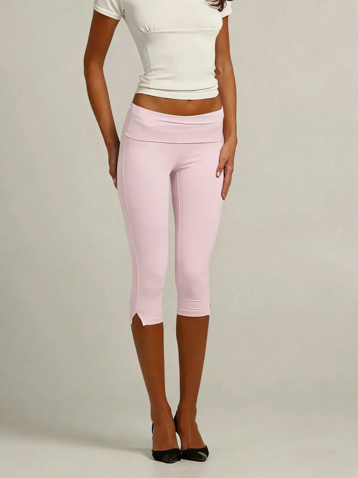 Women's Stretchy Capri Leggings With Fold Over Waistband And Pockets