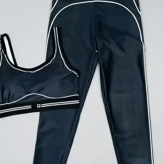 Women Stretch Yoga Workout Outfit With Breathable Polyester Fabric